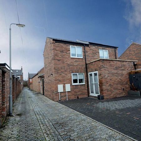 The Mews - 2 Bedroom Luxury, Spacious House With Free Parking York Exteriör bild
