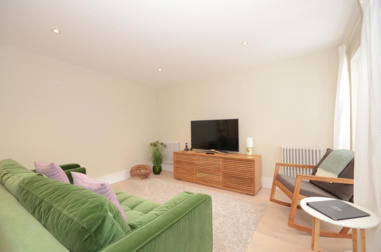 The Mews - 2 Bedroom Luxury, Spacious House With Free Parking York Exteriör bild