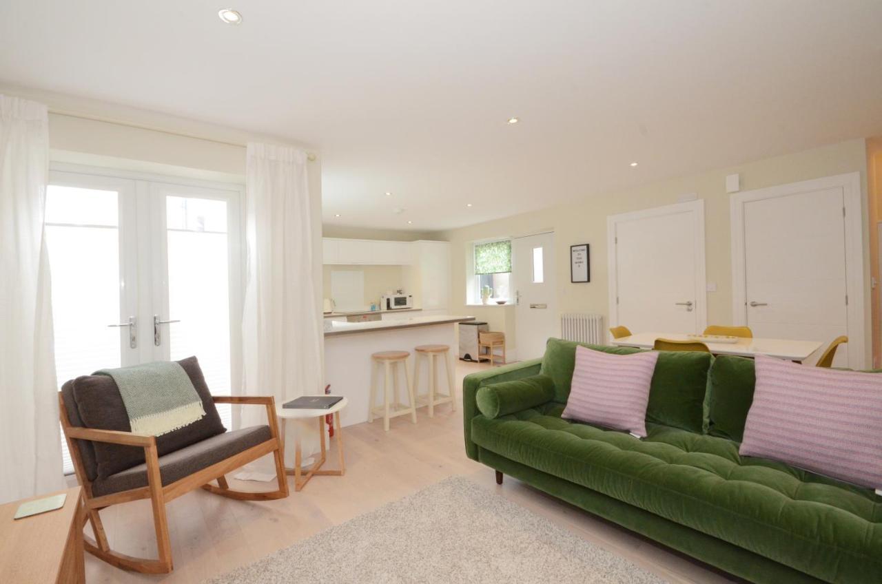 The Mews - 2 Bedroom Luxury, Spacious House With Free Parking York Exteriör bild